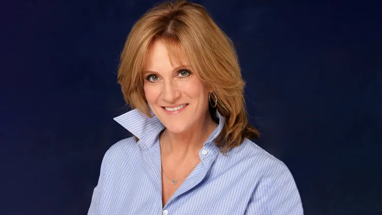 Carol Leifer passes along decades worth of wisdom gleaned from stand-up comedy in her new book “How to Write a Funny Speech…”